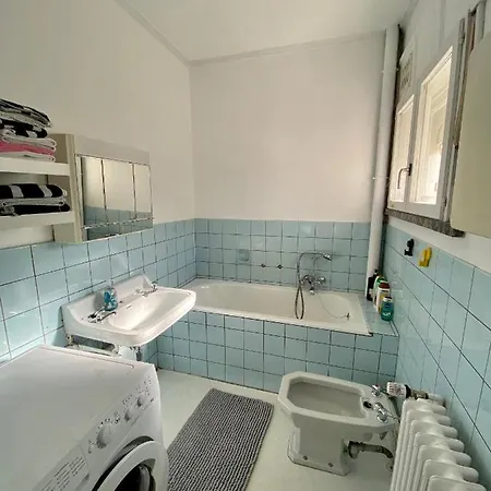 Villa Friedolin Heeft Zicht Op Zee En Duinen, In Duinenreservaat, Hot Tub Met Jacuzzi En Sauna Met Zeezichten Te Oostduinkerke