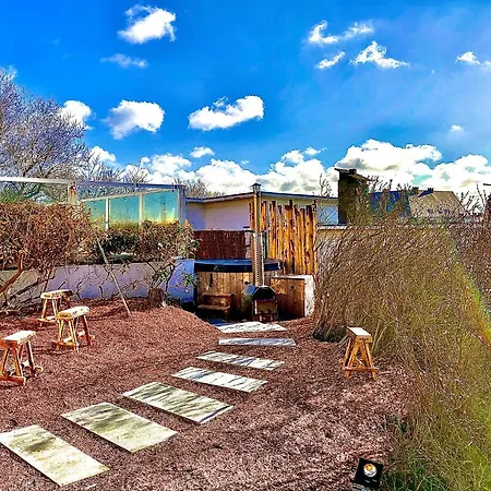 Villa Friedolin Heeft Zicht Op Zee En Duinen, In Duinenreservaat, Hot Tub Met Jacuzzi En Sauna Met Zeezichten Te